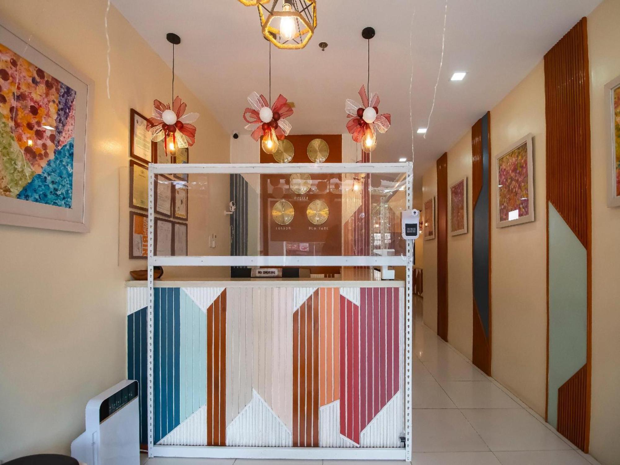 Super Oyo 832 The Teepee Place Hostel & Residence Inn Cebu Extérieur photo
