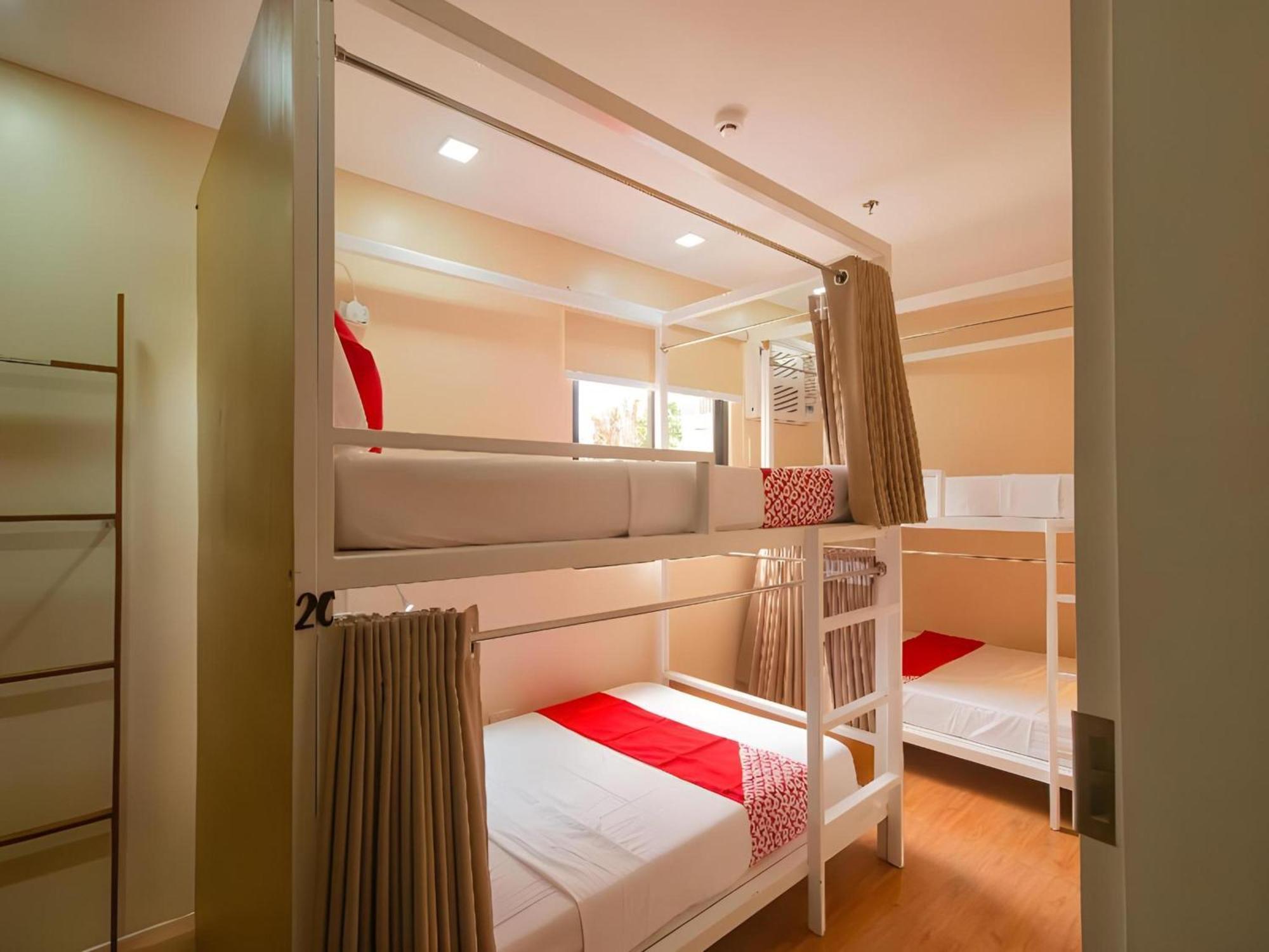 Super Oyo 832 The Teepee Place Hostel & Residence Inn Cebu Extérieur photo