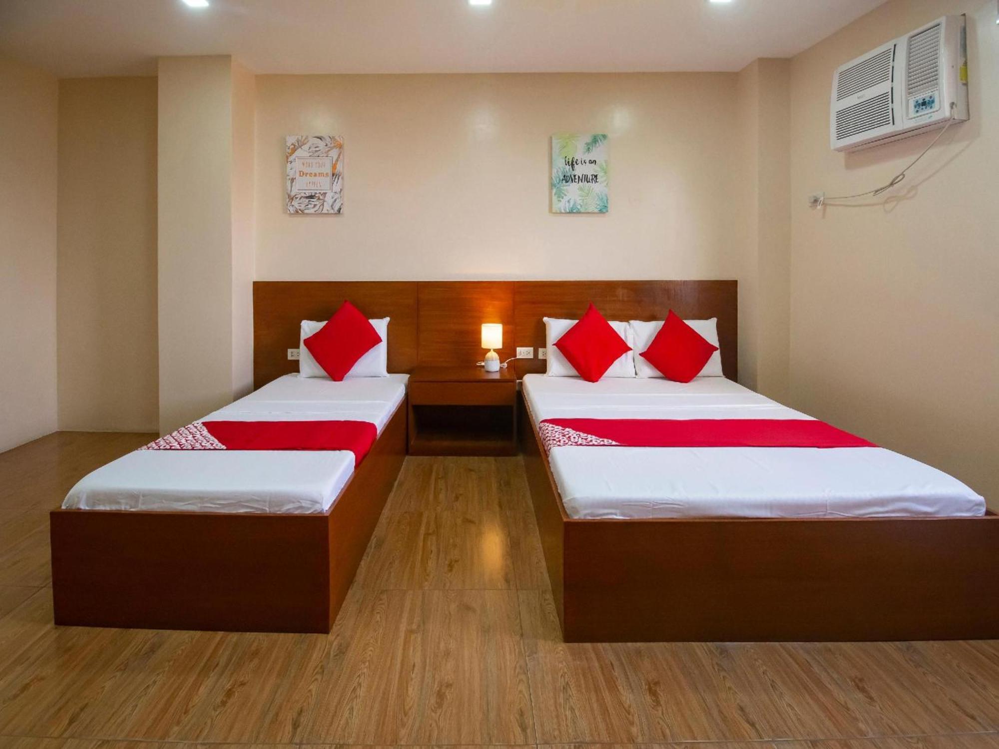 Super Oyo 832 The Teepee Place Hostel & Residence Inn Cebu Extérieur photo